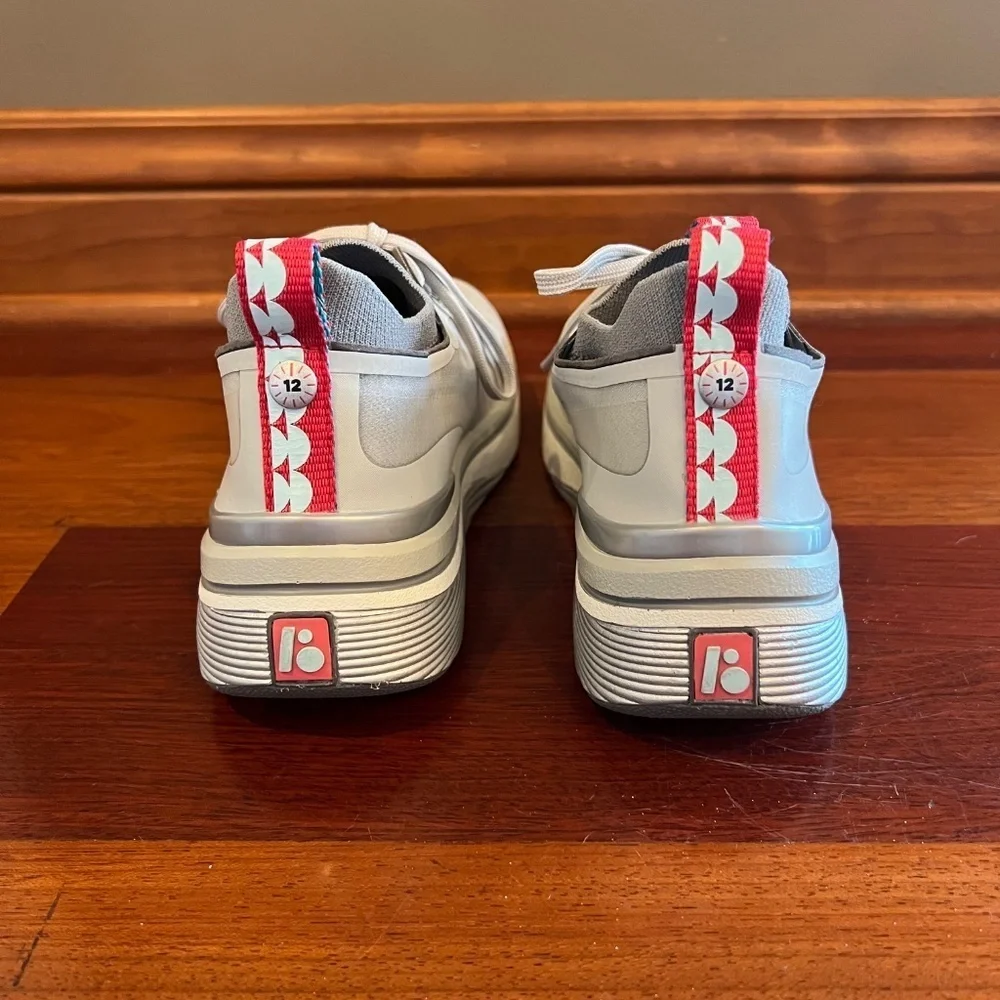 Bala Twelves Nurse Sneakers Gray Athletic Shoes, Size 7.5 Women, 6.5 Men